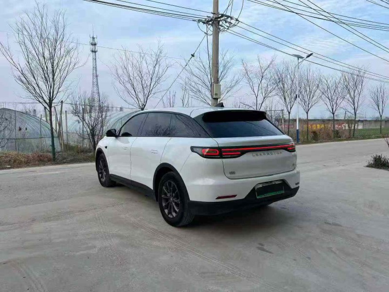 徐州24年零跑汽车C113