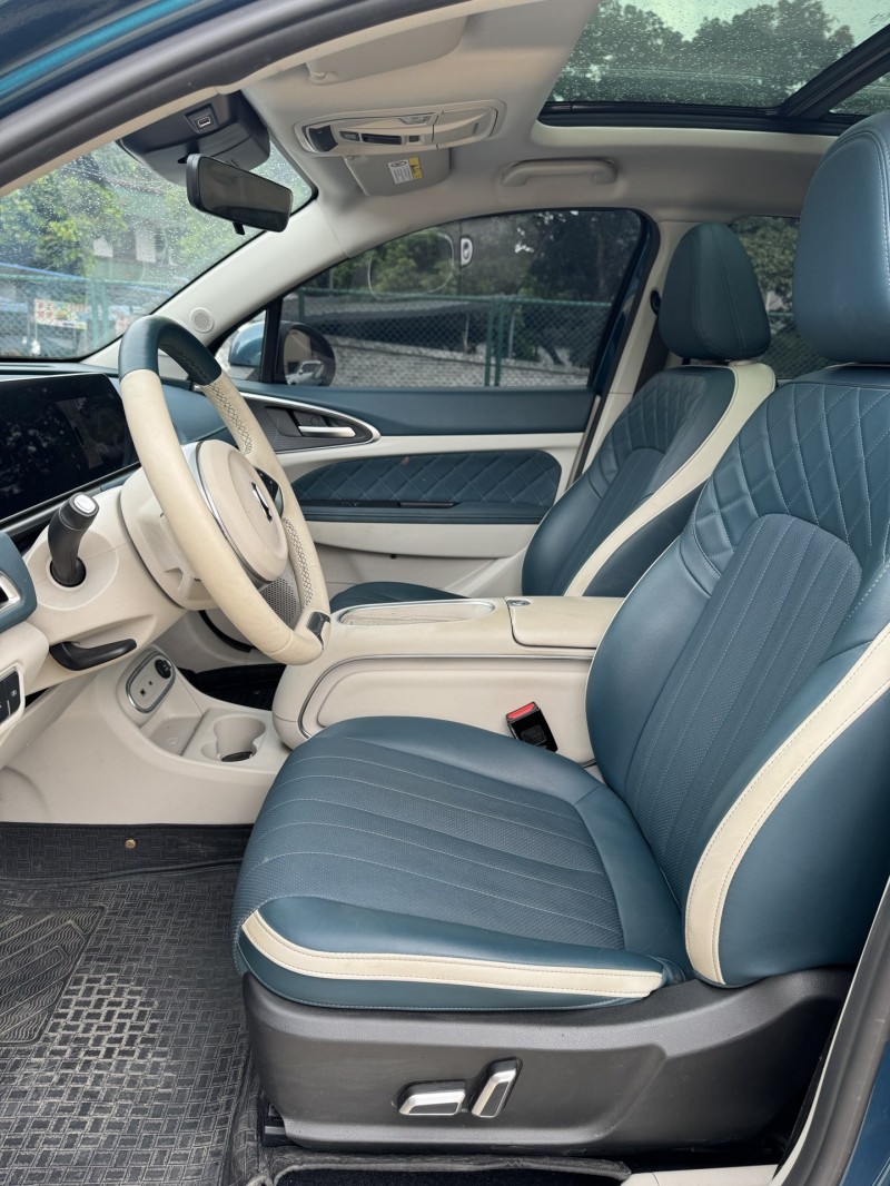 中山23年长城汽车欧拉8