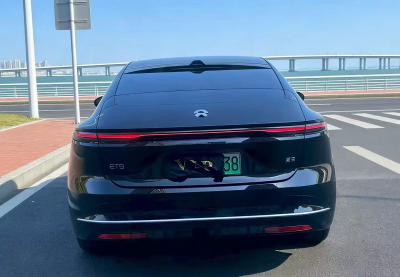 厦门25年蔚来ET99