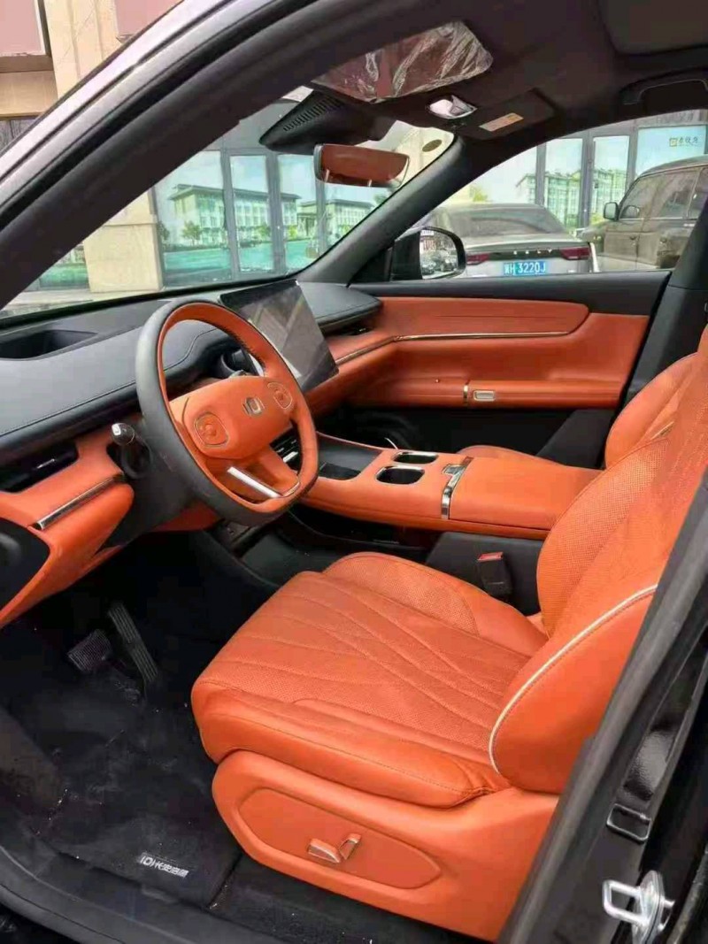 張家口25年長安汽車啟源4