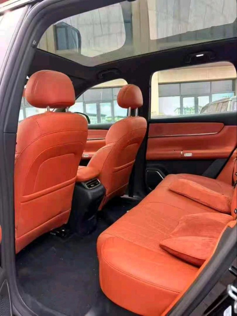 張家口25年長安汽車啟源6