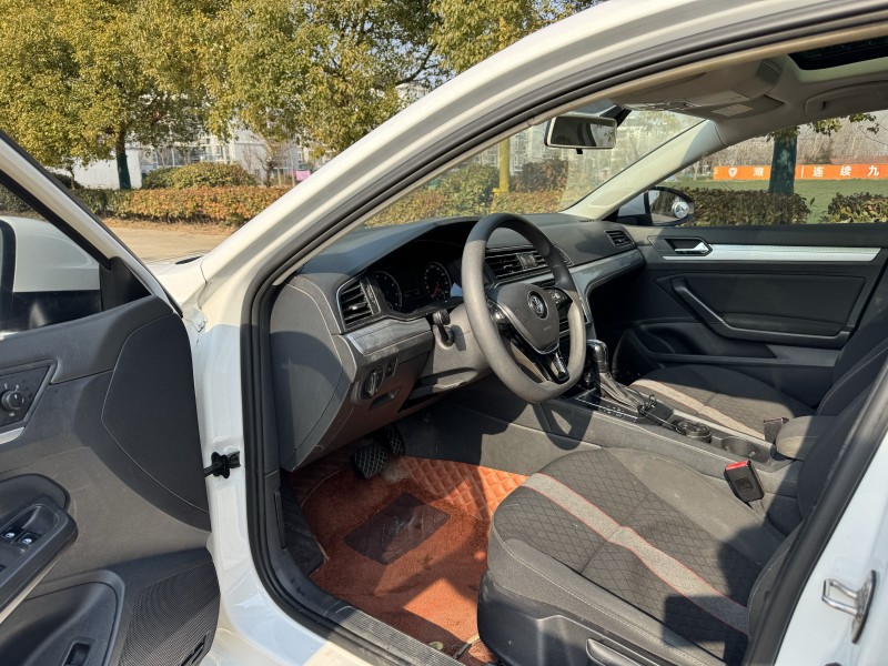 盐城20年大众凌渡6