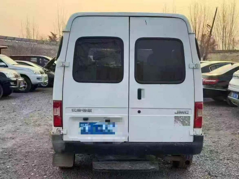 济宁19年江铃特顺7