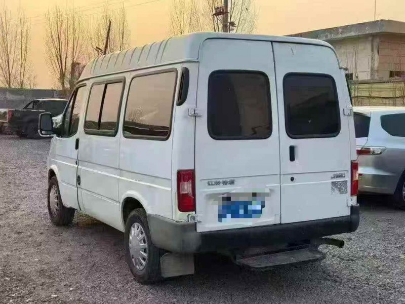 济宁19年江铃特顺8