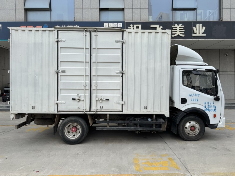 济宁23年东风凯普特7