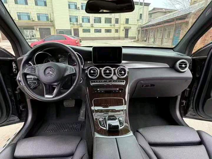 枣庄19年奔驰GLC6