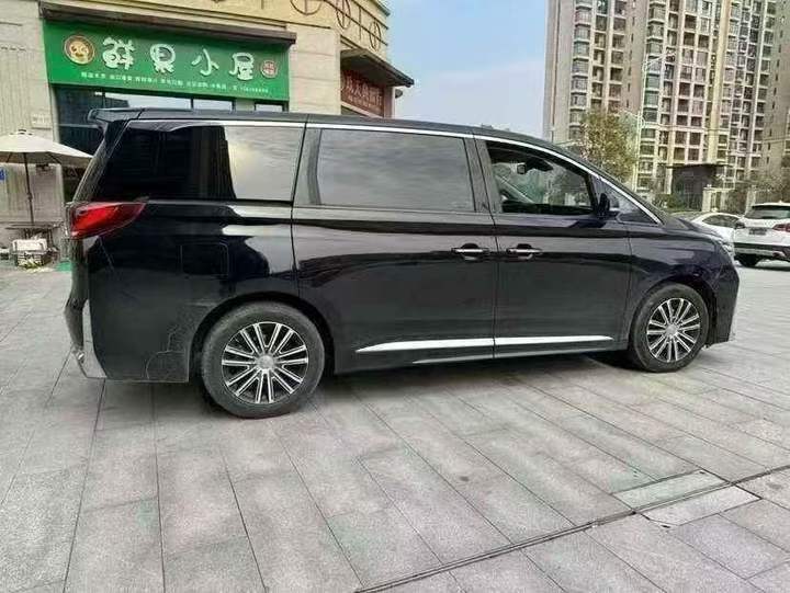 保定15年奥迪A8L8