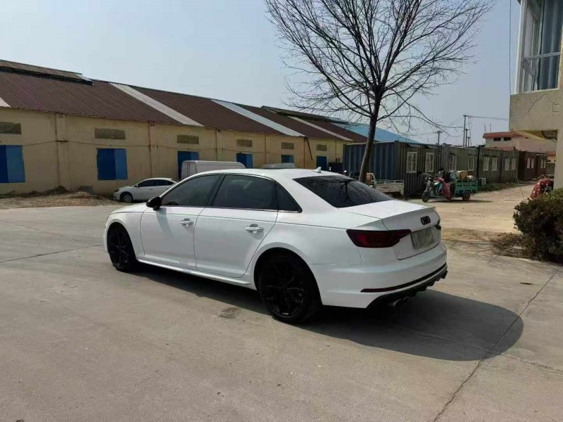 徐州18年奥迪A4L4