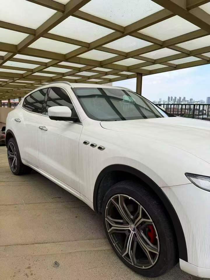 南通17年瑪莎拉蒂Levante3