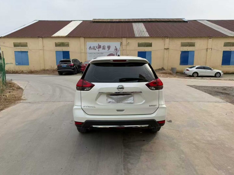 徐州24年日產奇駿8