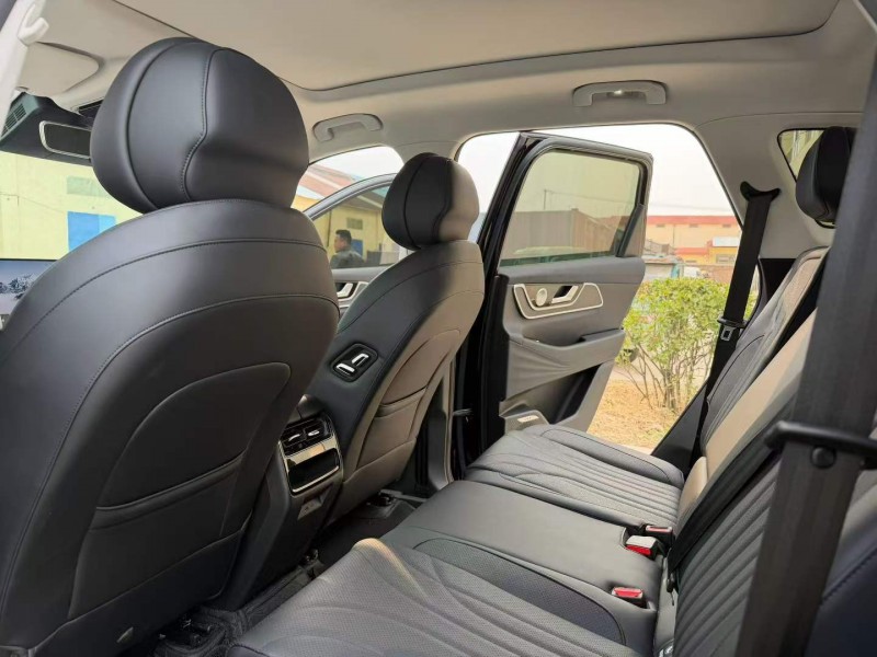 徐州25年奇瑞风云8