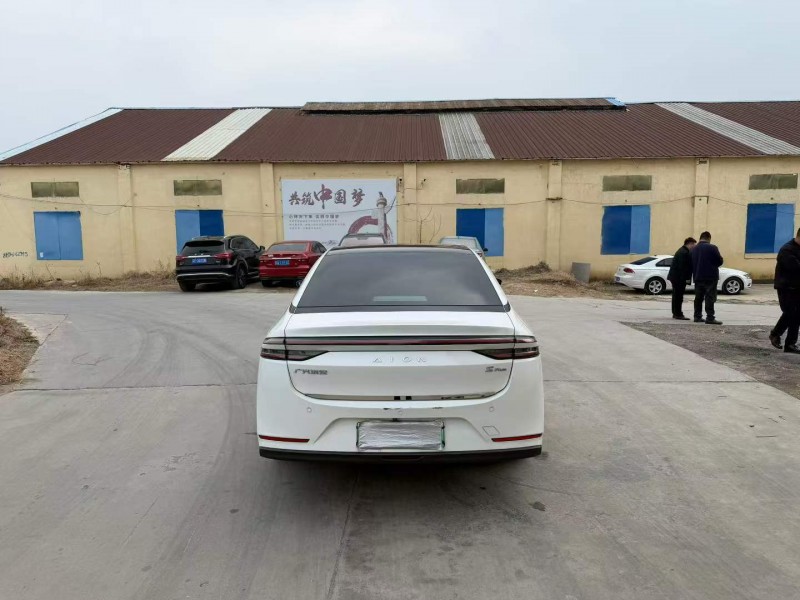 徐州23年传祺埃安S9