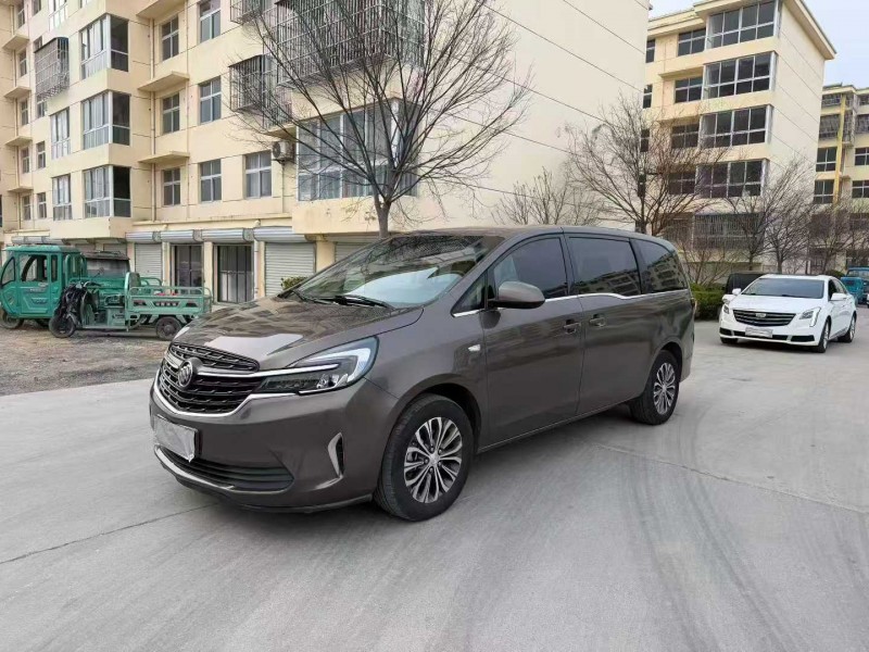 徐州22年别克GL82