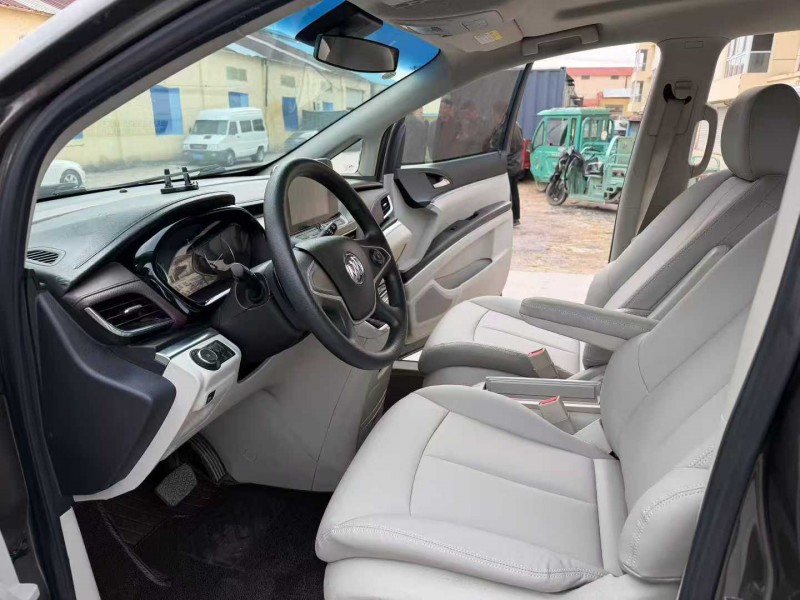 徐州22年别克GL84