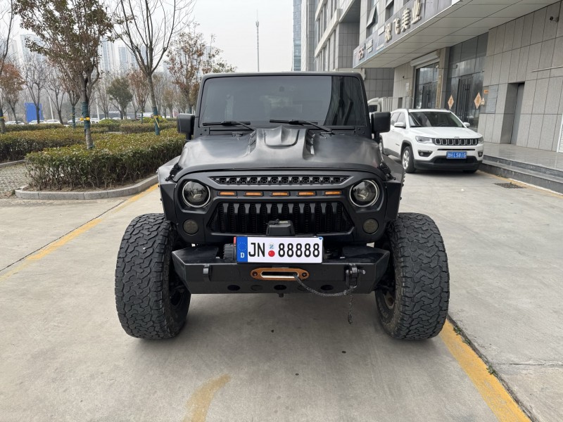 济宁14年Jeep牧马人1