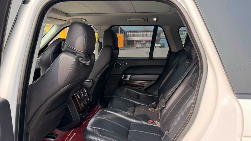 安阳17年路虎揽胜行政8