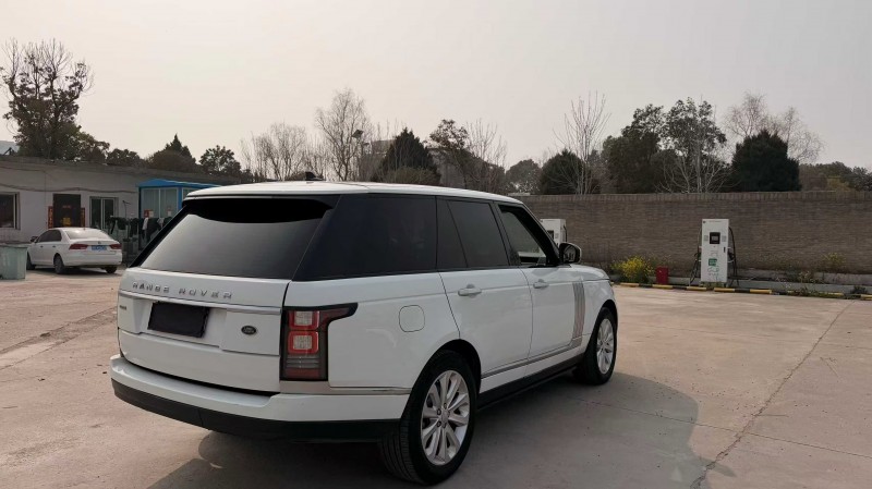 安阳17年路虎揽胜行政10