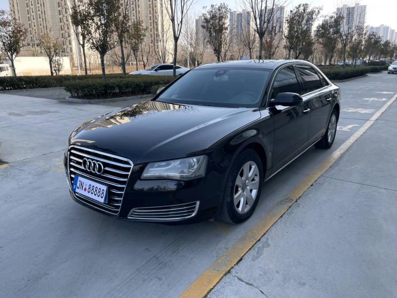济宁14年奥迪A8L2