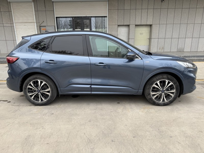 济宁20年福特锐际4