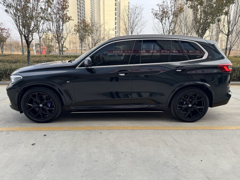 济宁20年宝马X54