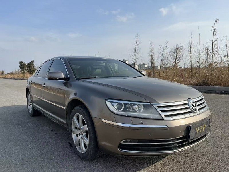 苏州18年大众辉腾2