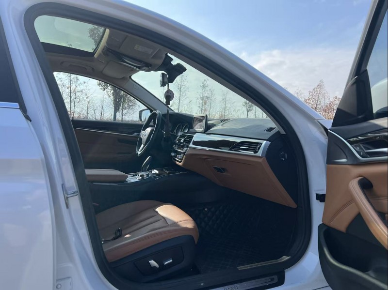 盐城18年宝马5系6