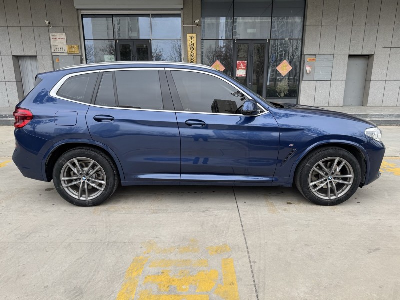 济宁21年宝马X38