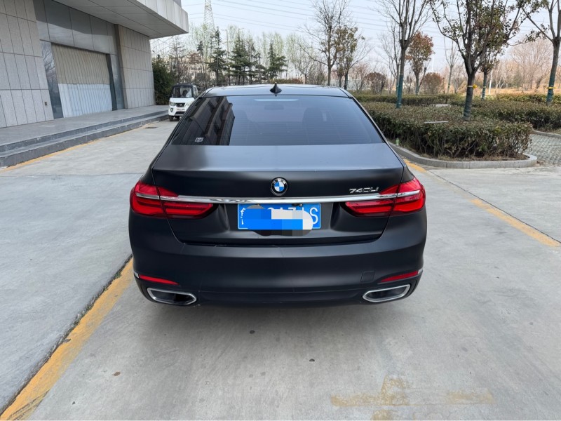 济宁16年宝马7系6