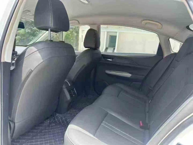 珠海24年东风风神5