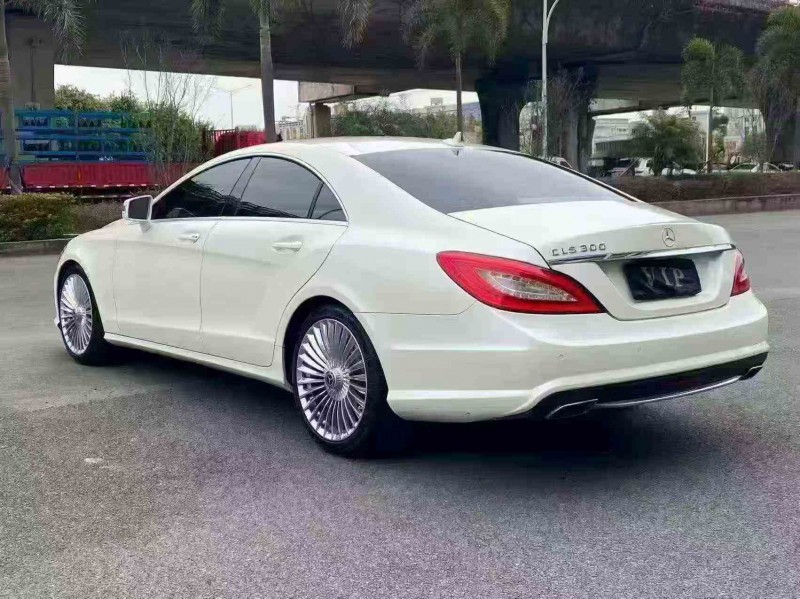 三明15年奔驰CLS7