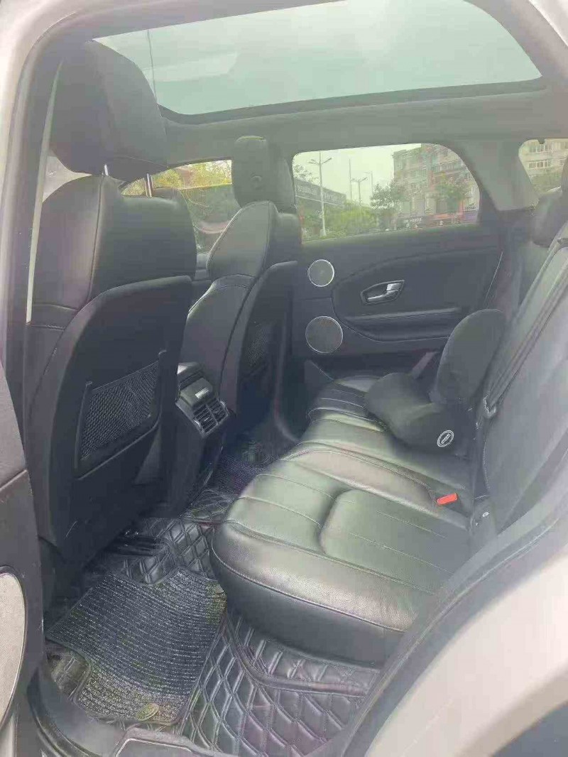 泉州18年路虎極光6