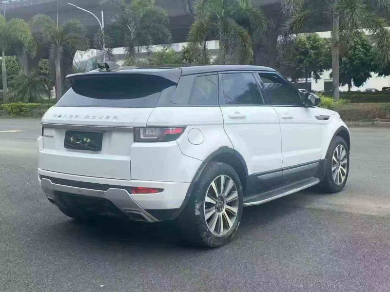 泉州18年路虎極光8