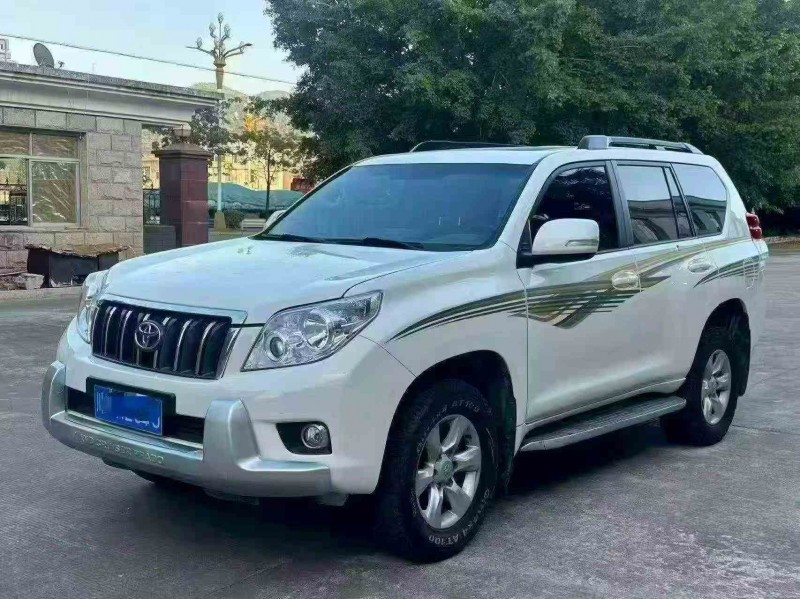 南平13年豐田普拉多2