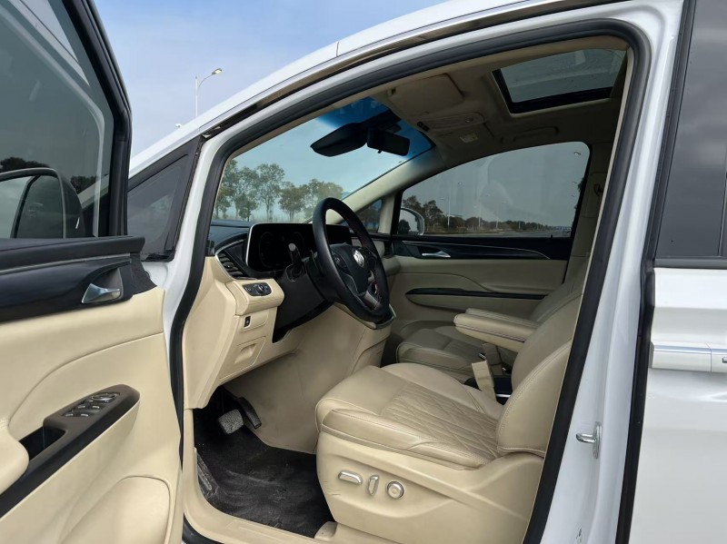 盐城21年别克GL84