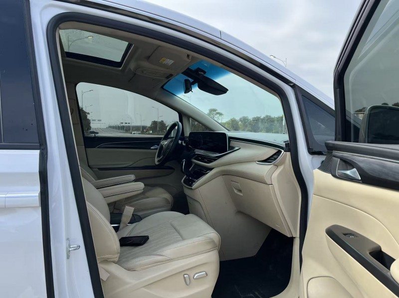 盐城21年别克GL86