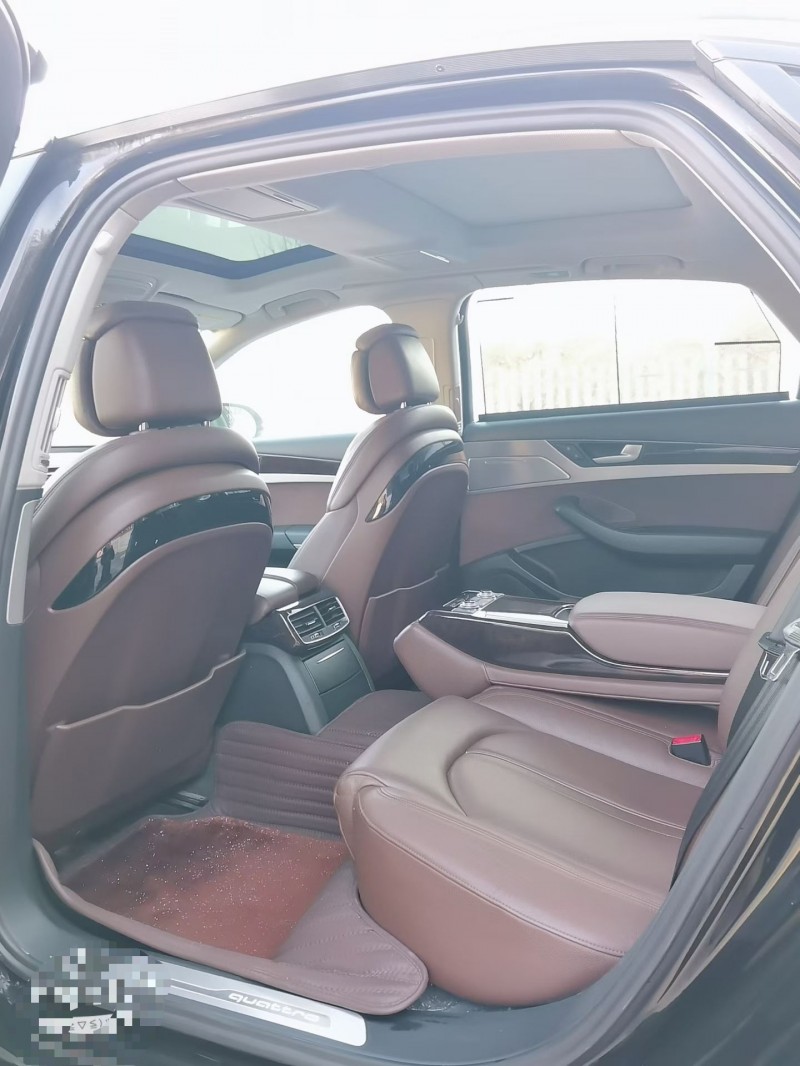 濰坊16年奧迪A8L4