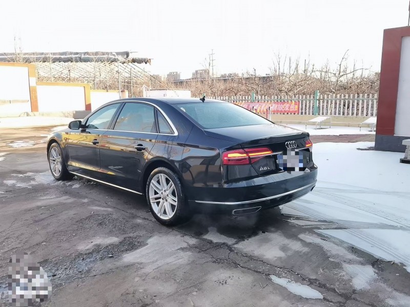 濰坊16年奧迪A8L8