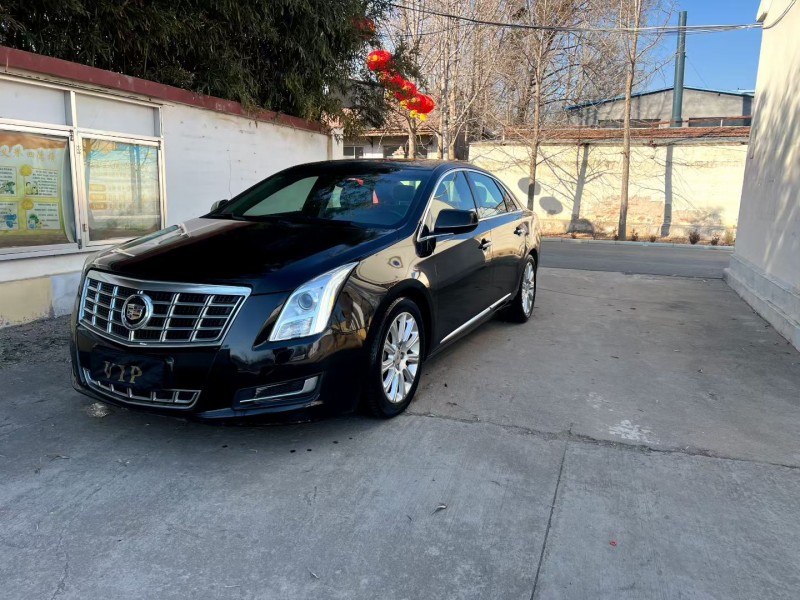 濰坊15年凱迪拉克XTS3