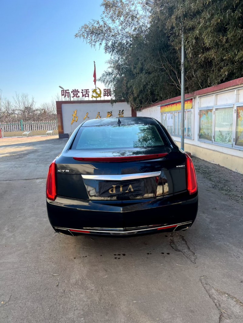 濰坊15年凱迪拉克XTS9