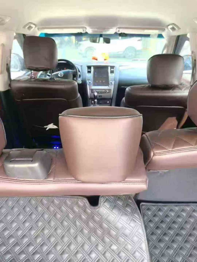 渭南18年日产途乐5