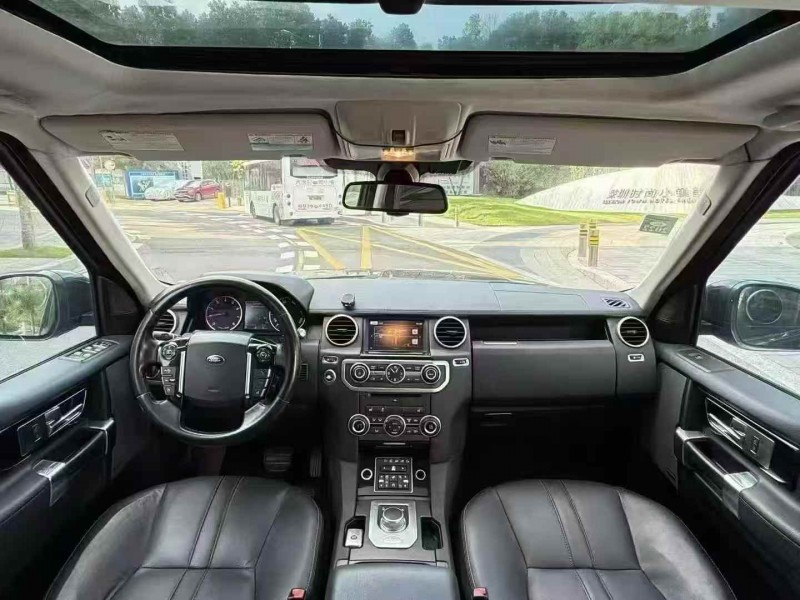 广州16年路虎发现5