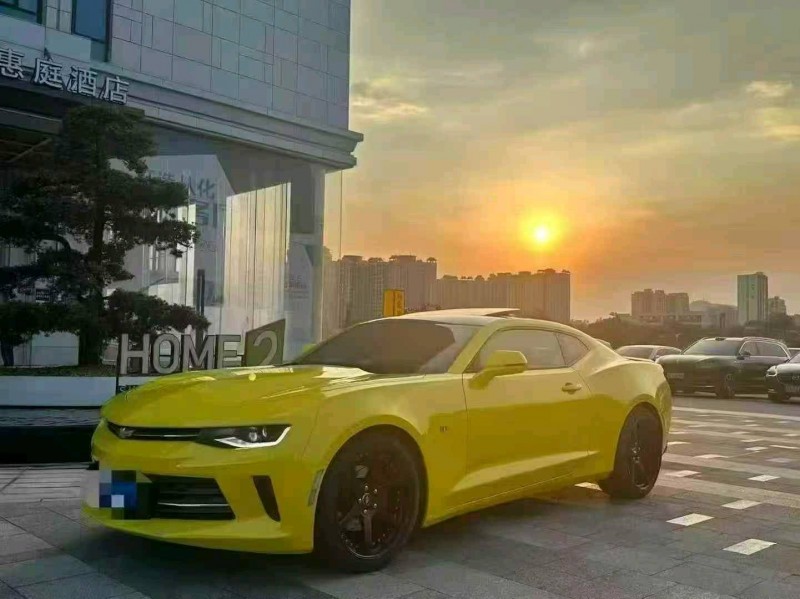 广州18年雪佛兰科迈罗2