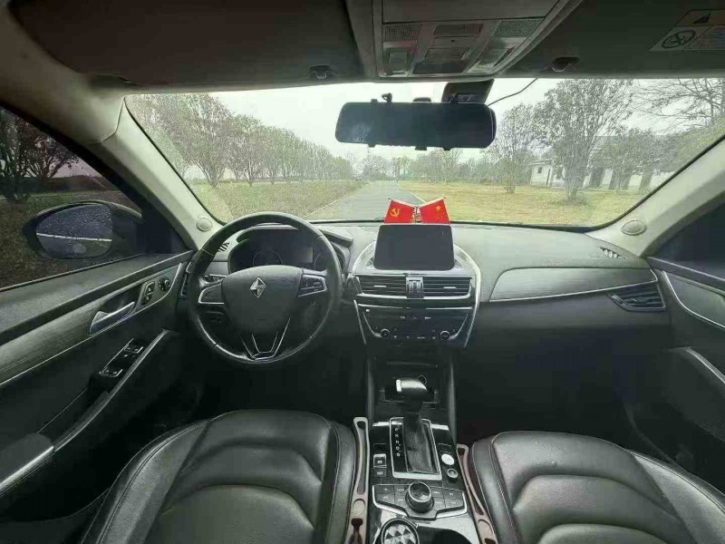 钦州19年宝沃BX53