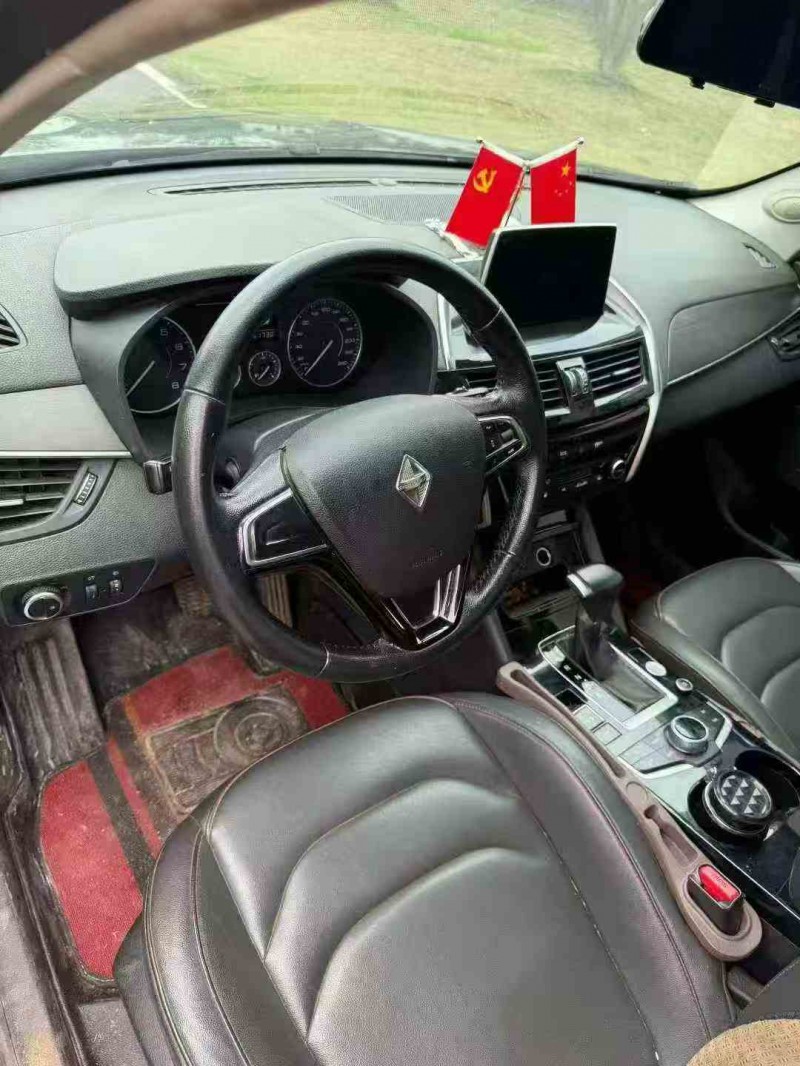 钦州19年宝沃BX54