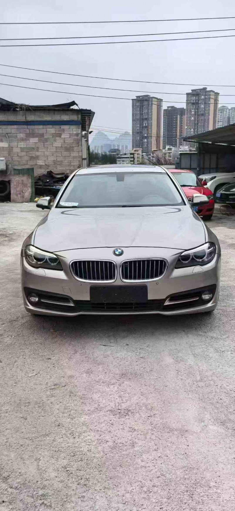 玉林16年寶馬5系1