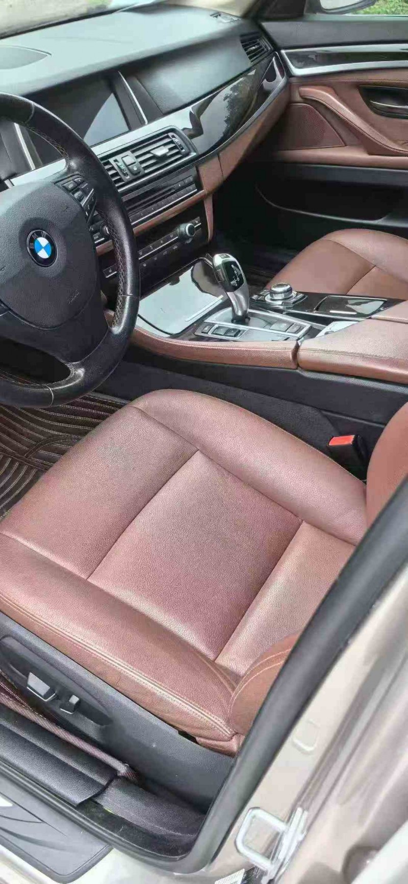 玉林16年寶馬5系5