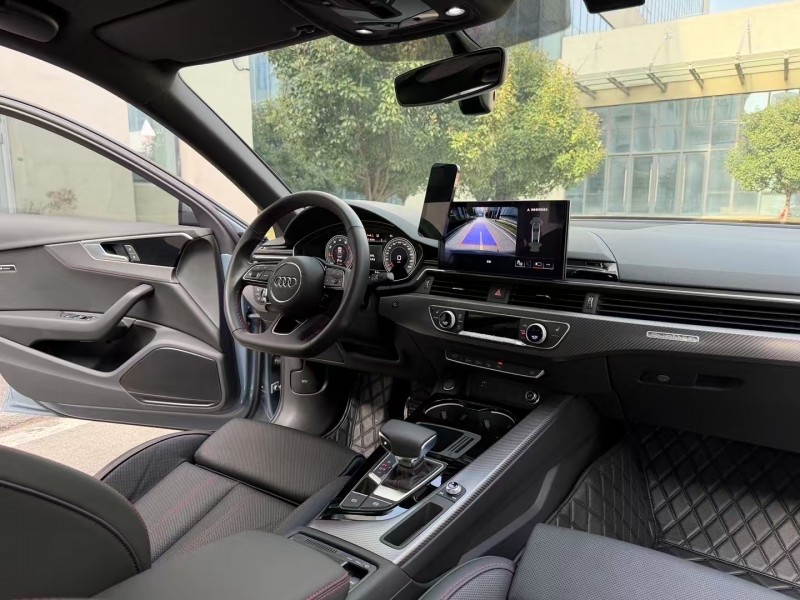 徐州23年奧迪A4L5