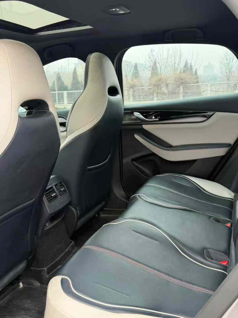 聊城22年比亞迪秦5