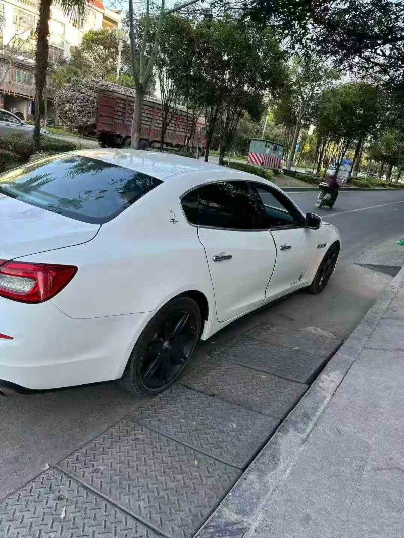 梧州15年玛莎拉蒂总裁7