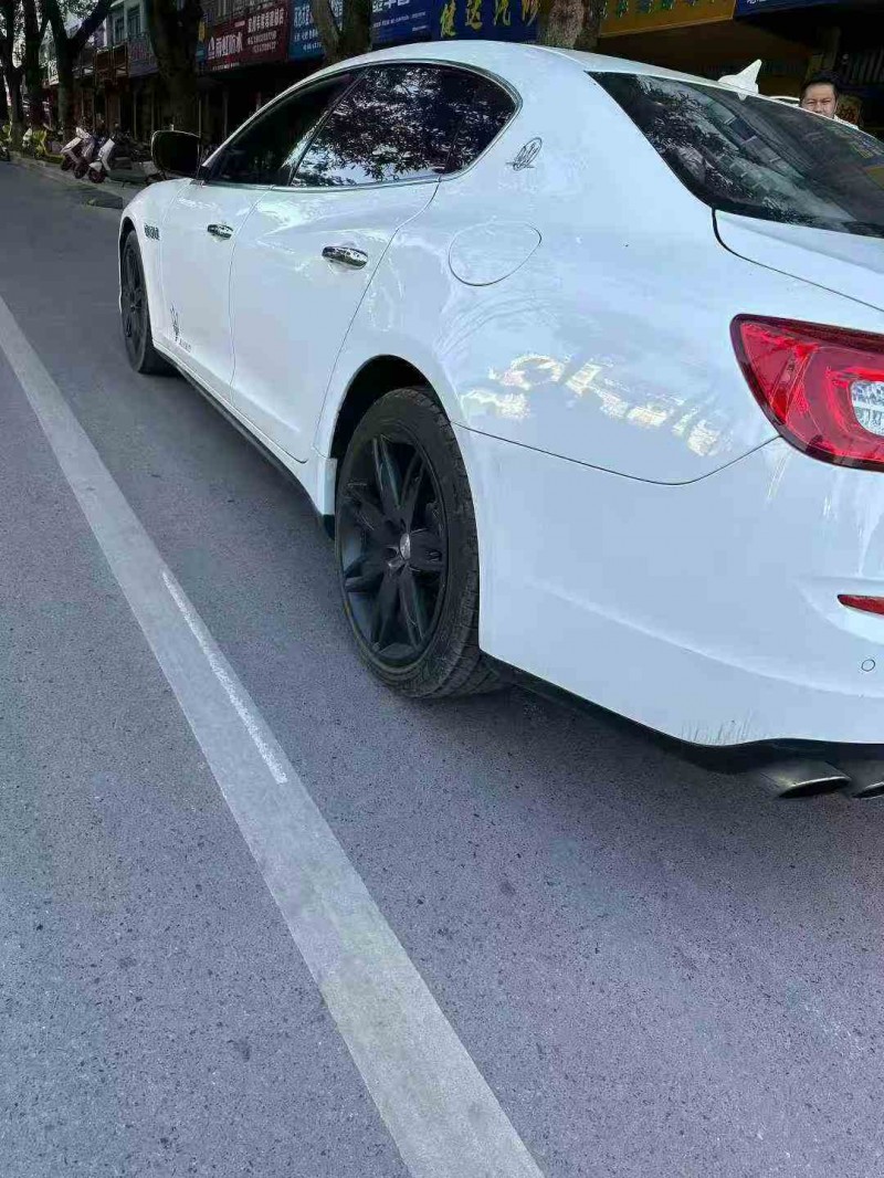 梧州15年玛莎拉蒂总裁8